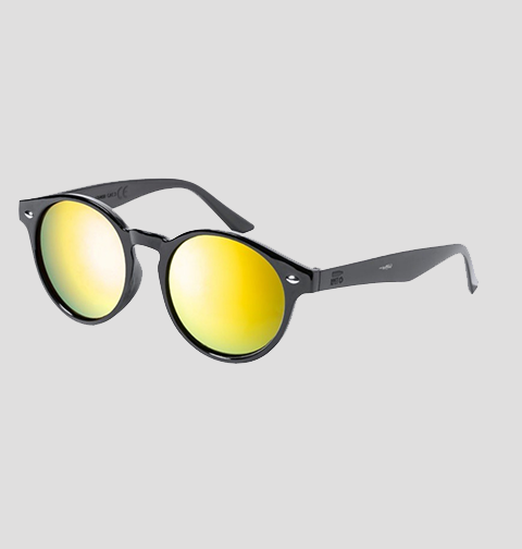 Solbriller af genbrugt plast